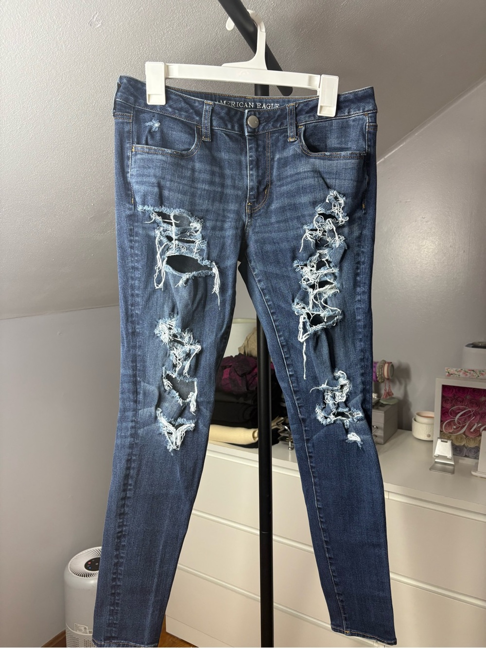 American Eagle Outfitters Dark Blue Distressed Skinny Jeans
